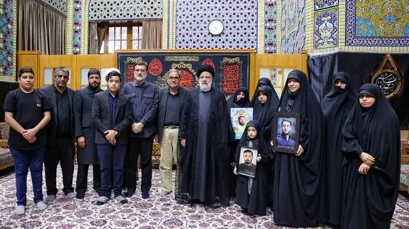 رییس‌جمهور با خانواده شهدای امنیت در مشهد دیدار کرد