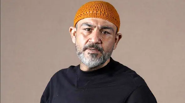 فیلم غیرتی شدن مهران غفوریان روی آنتن زنده برای خلیج فارس