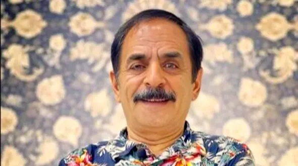 فیلم/ قدرت‌الله ایزدی، آقا رشید اصفهانی: من رفتم خواستگاری خانومم که چای آورد دیدم قدش 1/85 سانتی‌متره به پدر خانومم گفتم میشه نصفشو بگیرم!