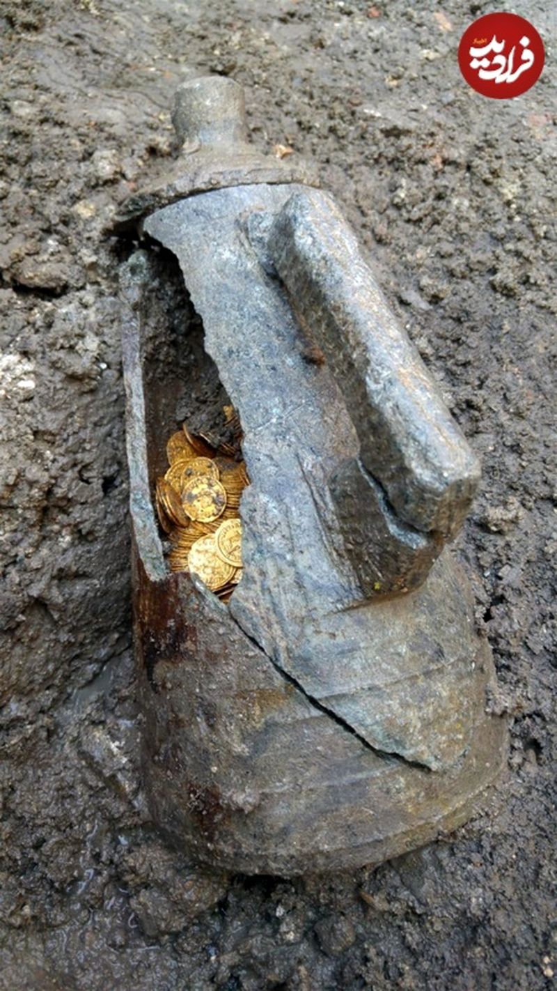 Coins-in-jug