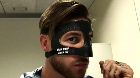 رونمایی راموس از ماسک محافظ ویژه