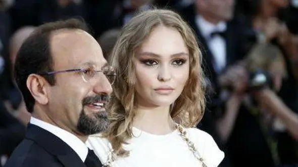 سخنان اصغر فرهادی روی  صحنه مراسم افتتاحیه  کن 2017 +فیلم