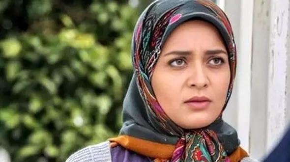 طاهره دختر محمود نقاش سریال پایتخت پس از ۶ سال با موهای بلوند و ظاهر متفاوت / این کجا و اون کجا!