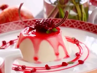 پاناکوتای وانیلی با سس انار دسر شب یلدای امسال + فیلم