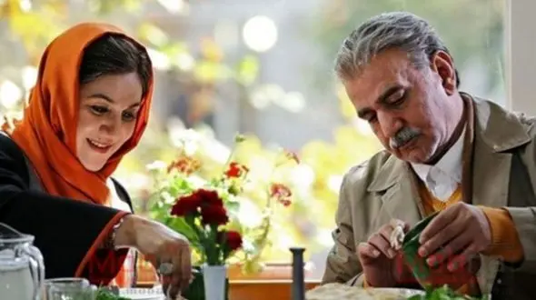 فیلم  / سفره شاهانه پرویز پرستویی برای بچه هایی که در عمرشان حتی پنیر نخوردند /  برای بچه ها زرشک پلو با مرغ تدارک دیدیم هیچکدام لب نزدند چون.../  خدا برات قشنگ میچینه اگه  ...