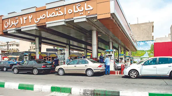 میانگین مصرف روزانه بنزین کشور چقدر پایین آمد؟