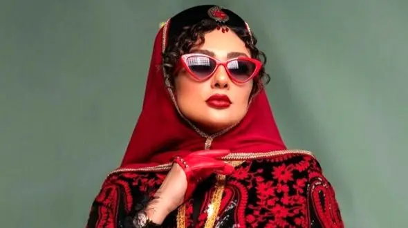 نگاهی به مدل مانتوهای مزونی و اعیانی یکتا ناصر و نحوه ست کردنشان با شال و روسری/ هم شیک هم باحجاب+عکس