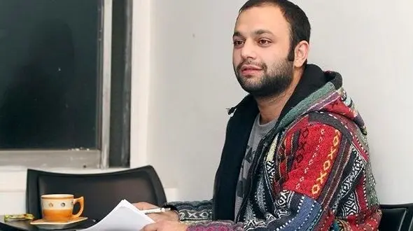 صابر ابر مسخره بازی درآورد!