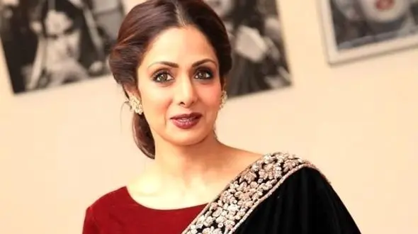 بازیگر معروف زن قبل از گرفتن جایزه درگذشت +عکس