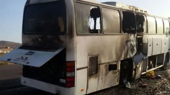 آتش سوزی هولناک مینی بوس در جاده کردکوی