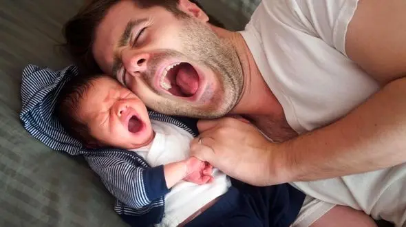 علت خمیازه کشیدن چیست؟