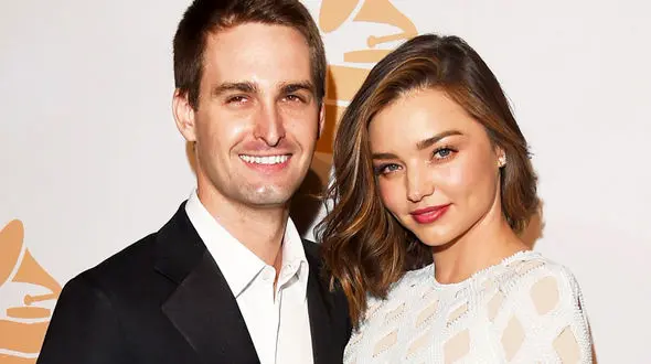 موسس اسنپ چت پسر دار شد + عکس