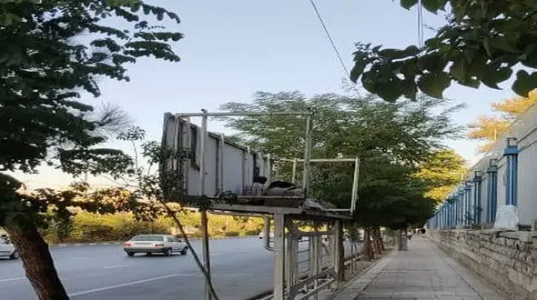 صحنه ای تلخ از خانواده ای بی سرپناه در کرج / این عکس دلها را تکان داد