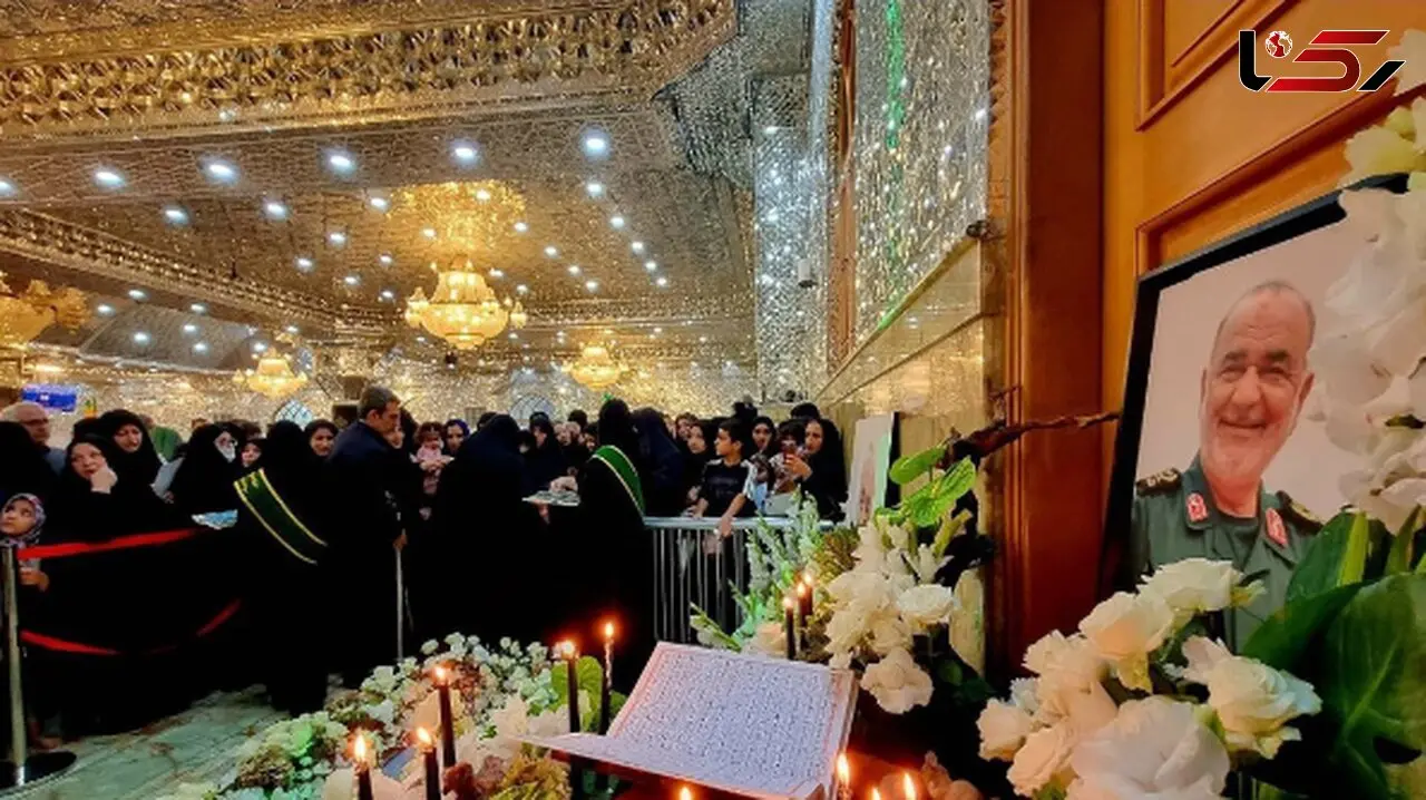 فیلم جشن تولد جگرسوز سردار سلامی بر سر مزارش / روشن کردن شمع‌های مشکی به دست دختر فرمانده شهید