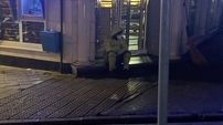 پاکبان ها در سرما بدون لباس گرم می لرزند / برخورد با پیمانکاران متخلف شهرداری + فیلم