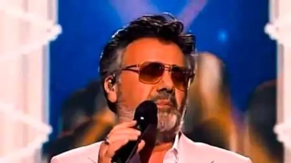 دانلود آهنگ معین به نام ماه شب تار من