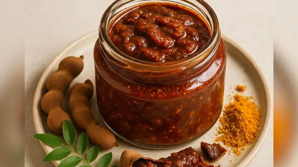 طرز تهیه ترشی تمر هندی؛ ترشی تند و ترش جنوبی با طعمی بی‌ نظیر! / فیلم