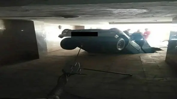 زمین در فردیس نیسان آبی را بلعید ! + عکس