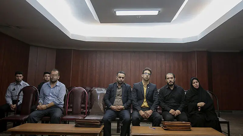 آتنا اصلانی