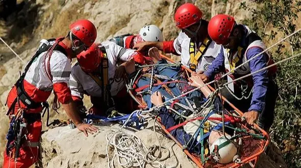نجات ۹ فرد گمشده در ارتفاعات آستارا