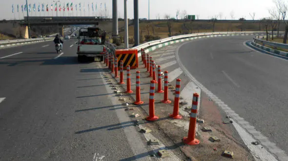 فرونشست بزرگراه آزادگان به سرقت لوله‌های آب ارتباطی ندارد