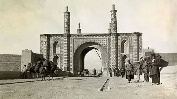 تصاویری منحصر به فرد از تهران ۹۰ سال قبل + عکس ها