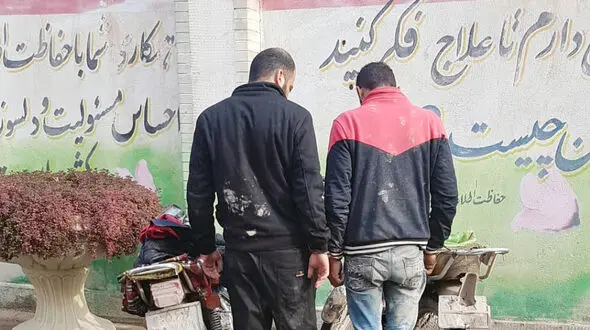 این 2 مرد جاده ها را تاریک و وحشتناک می کردند + عکس / آبادان