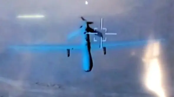 رهگیری پهباد رادار گریز آمریکایی بوسیله سپاه قدس+ فیلم و عکس