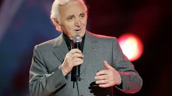 خواننده مشهور در 94 سالگی درگذشت + عکس