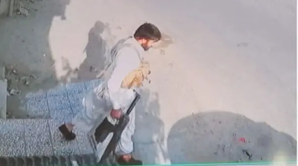 قتل عام 9 زن و مرد در نیمروز / قاتل به کودکان هم رحم نکرد + عکس