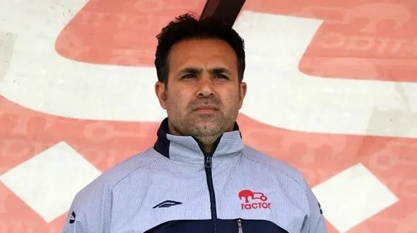 نصرتی: از باشگاه  تراکتور با من تماس نگرفتند/ سردار گفت بردیف مربی خوبی است!