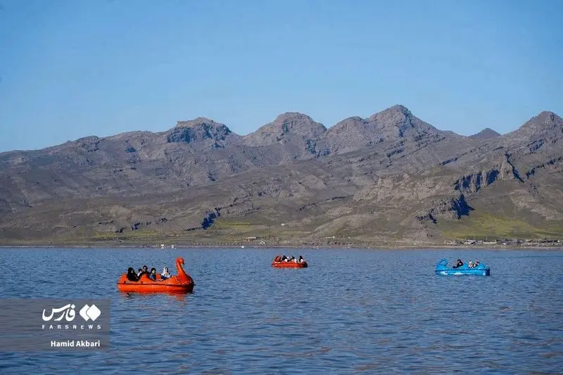 حال خوب این‌ روزهای دریاچه ارومیه عکس: حمید اکبری