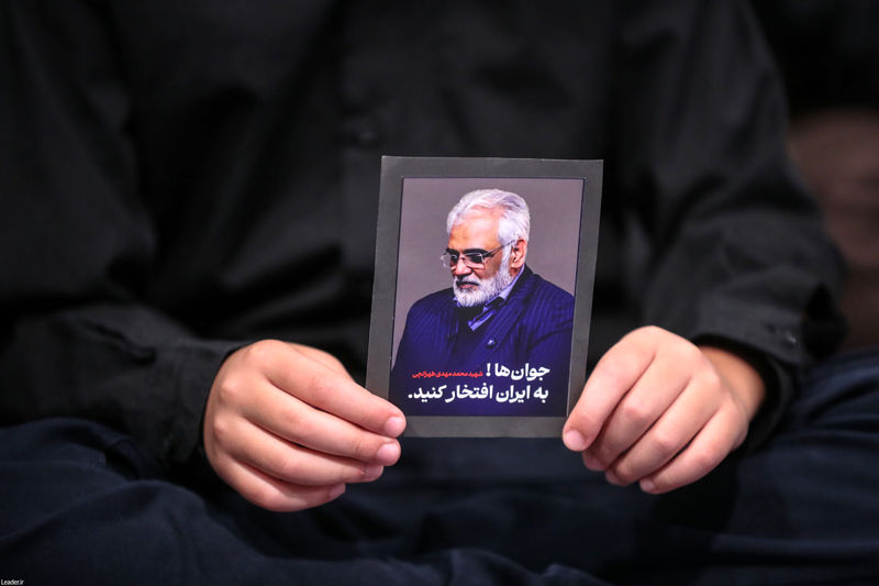 رهبر انقلاب حضرت آیت الله خامنه ای در مراسم بزرگداشت شهدای جنگ تحمیلی اخیر 7-5-1404