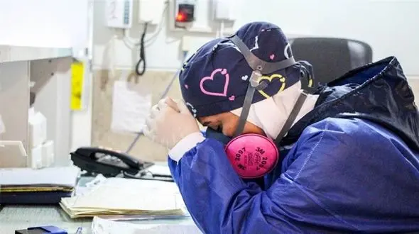 زنان بیش از مردان پس از دریافت واکسن به کرونا مبتلا می شوند