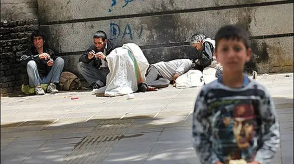 محله دروازه غار مکانی که کودکان با مرگ سلفی می گیرند 