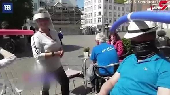 ابتکار جالب کافی شاپ آلمانی برای فاصله گذاری بین مشتریان! + فیلم