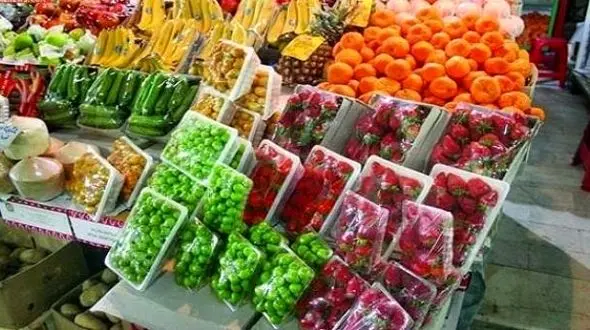 نوبرانه‌ با قیمت های نجومی در بازار میوه!