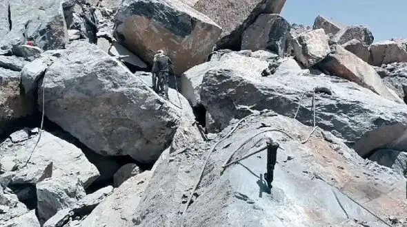 چرا معدن شازند همچنان بی‌پاسخ است؟ / 442 روز از ناپدید شدن «آیت رضایی» گذشت