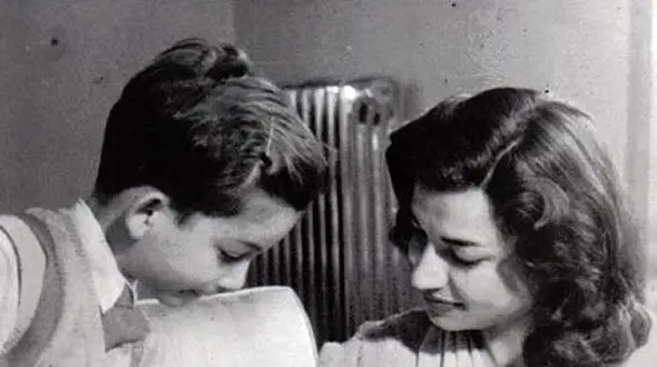 عکس سفر در ایام / «اشرف، علیرضا، محمدرضا و شمس پهلوی در سوئیس» / سال 1315