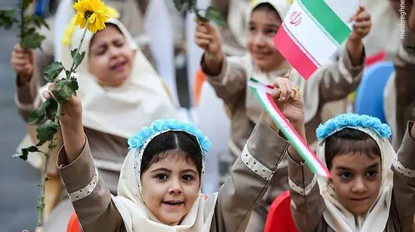 آغاز سال تحصیلی و بازگشایی مدارس از «اول مهر»/ برگزاری «جشن شکوفه ها» ۲۹ شهریور