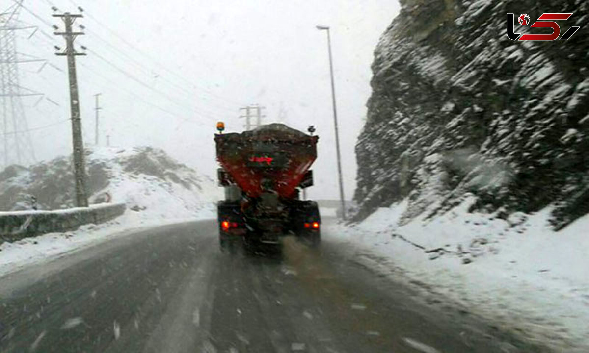 برف و باران در محور 4 استان کشور 