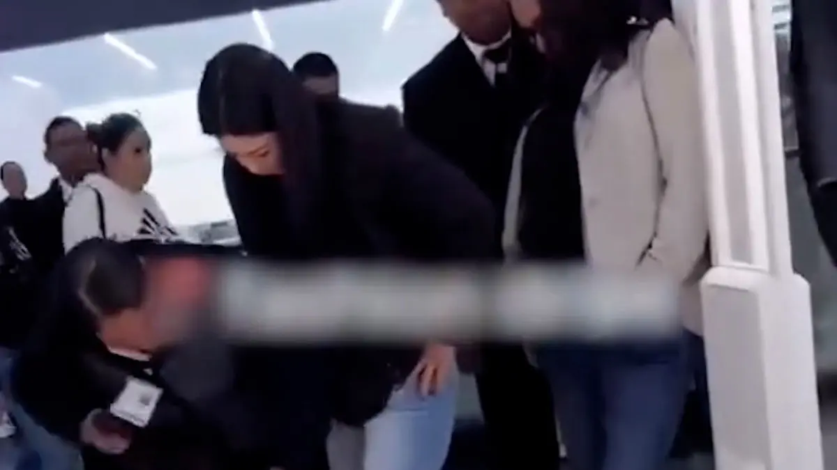 بازداشت زن مکزیکی با ده‌ها لباس مارک‌دار در پوتین هایش