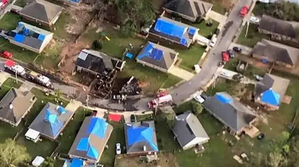 فوری / سقوط هواپیمای نیروی دریایی / 2 خلبان نیروی دریایی کشته شدند / آمریکا