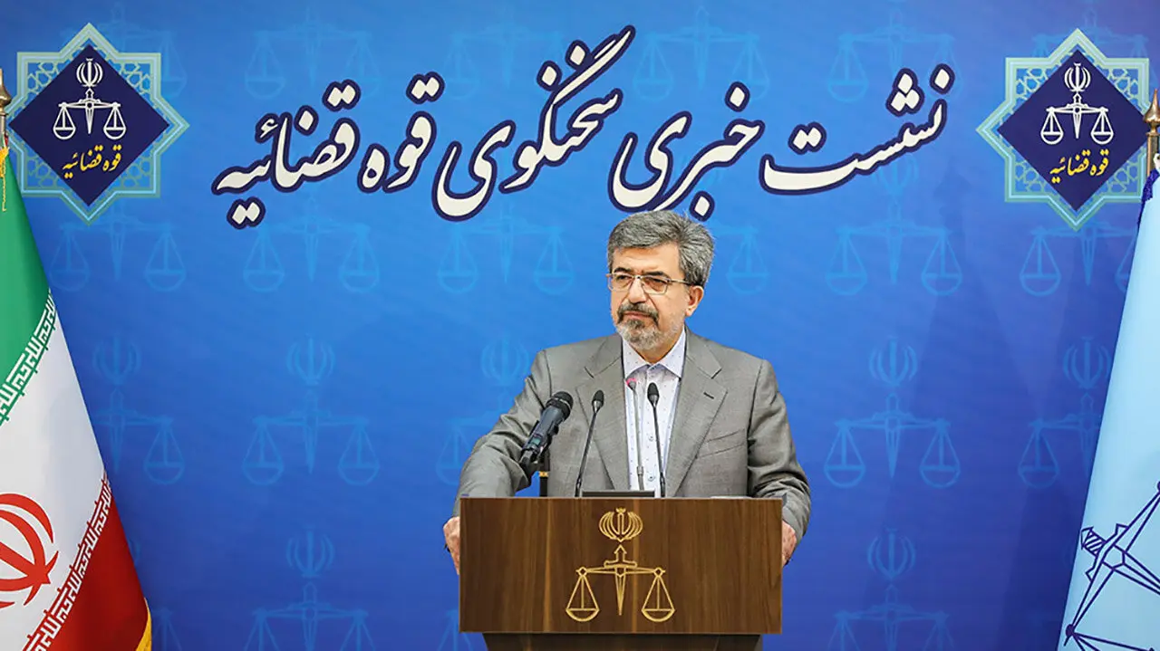 بازداشت یکی از منصوبین وزرا در یک وزارتخانه‌ به اتهام دریافت رشوه / پرونده " تاج" فعلا محرمانه است
