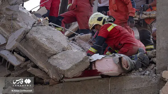 عکس جگرسوزشهادت دختربچه تهرانی  در حمله اسرائیل به تهران ! / در خواب آسمانی شد