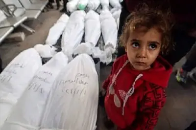 کودک‌ کُشی اسرائیل با عروسک‌های بمب‌گذاری شده در غزه / 71 هزار تن مواد منفجره و مهمات منفجر نشده در نوار غزه است