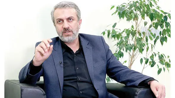 بررسی محورهای استیضاح وزیر صمت در جلسه  فراکسیون انقلاب