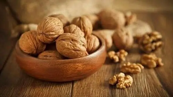 کاهش کلسترول با مصرف گردو