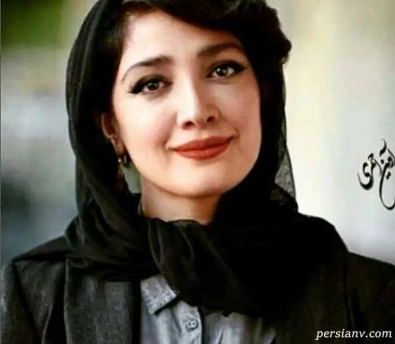 مینا ساداتی