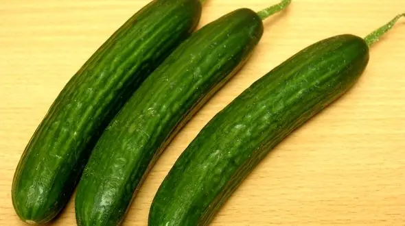 ترفندهای طبیعی برای درمان خشکی پوست